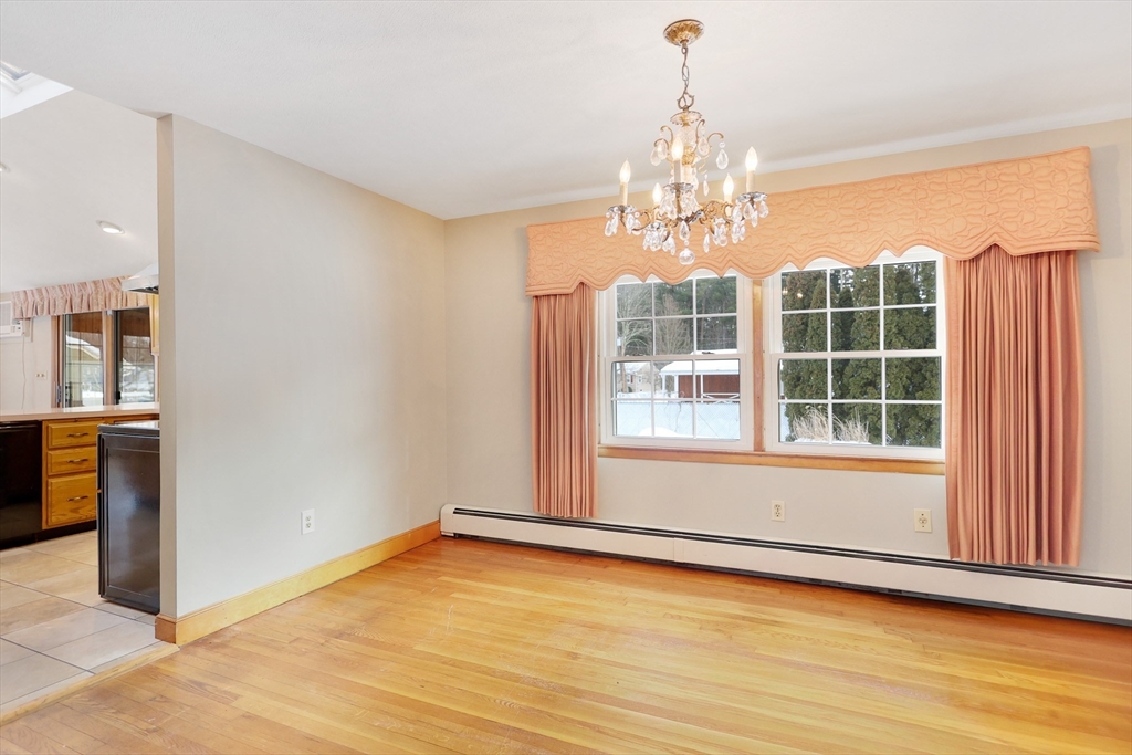 8 Cole Street Salem, NH 03079 - Photo 12 of 35