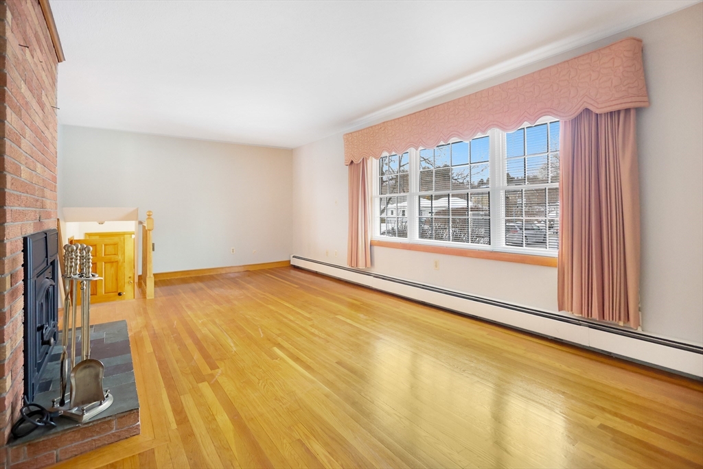 8 Cole Street Salem, NH 03079 - Photo 15 of 35