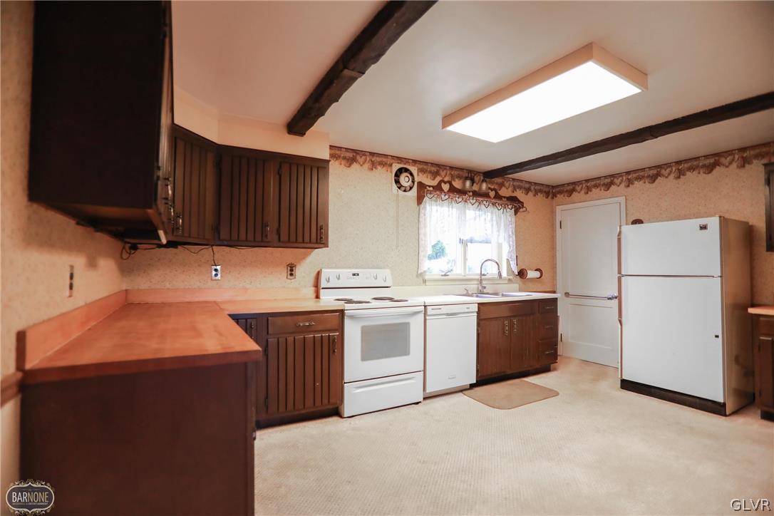 2945 Jacksonville Road Bethlehem, PA 18017 - Photo 3 of 20 Gallery Image 3