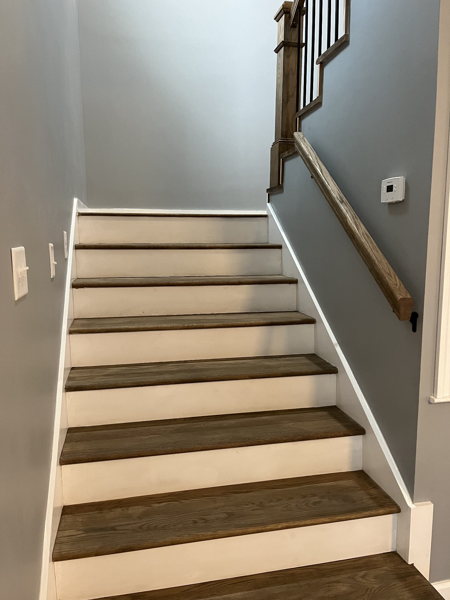 203 5th Avenue North Decherd, TN 37324 - Photo 5 of 13 a view of entryway