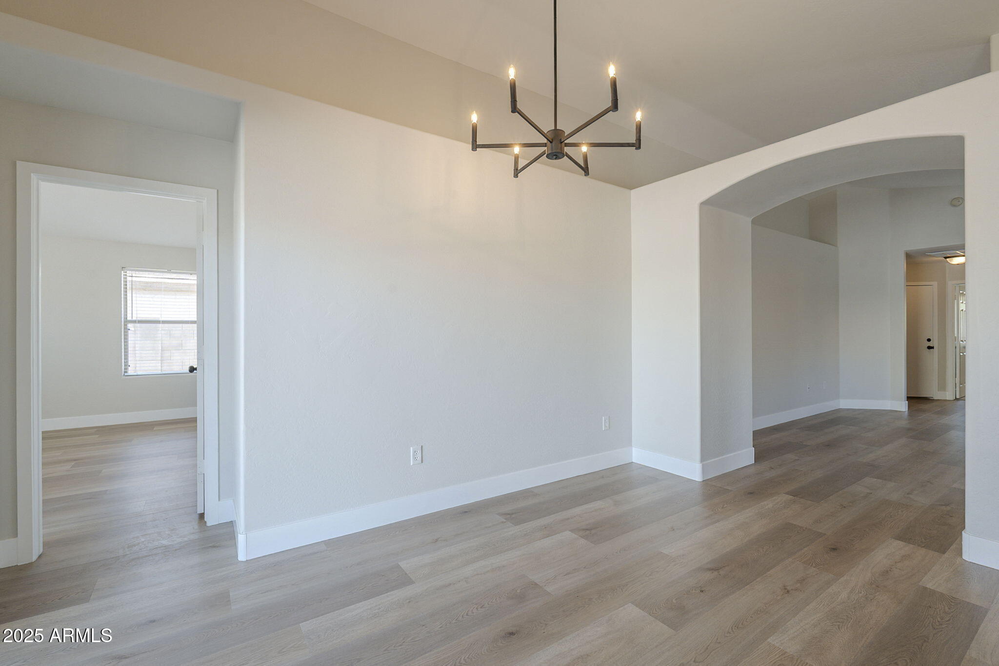 2518 West Carson Road Phoenix, AZ 85041 - Photo 10 of 35 9-web-or-mls-Carson-9