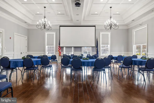 $485,000 | 8970 Fascination Court, Unit 412, Lorton, VA 22079