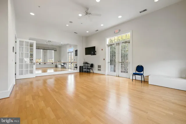 $485,000 | 8970 Fascination Court, Unit 412, Lorton, VA 22079