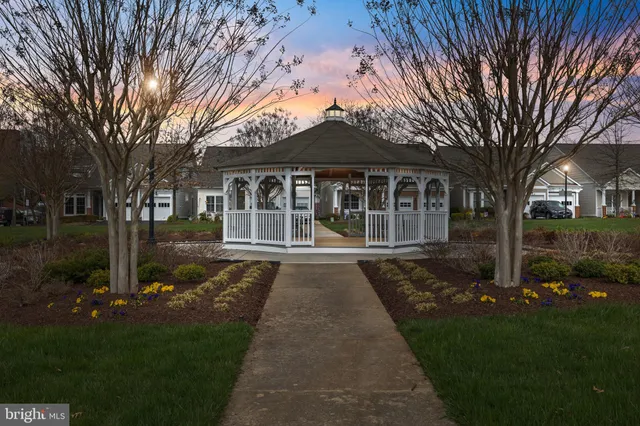 $485,000 | 8970 Fascination Court, Unit 412, Lorton, VA 22079