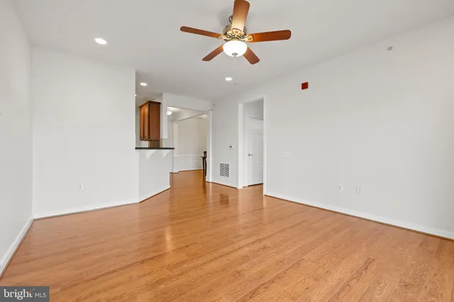 $485,000 | 8970 Fascination Court, Unit 412, Lorton, VA 22079