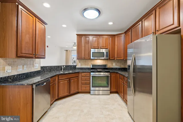 $485,000 | 8970 Fascination Court, Unit 412, Lorton, VA 22079