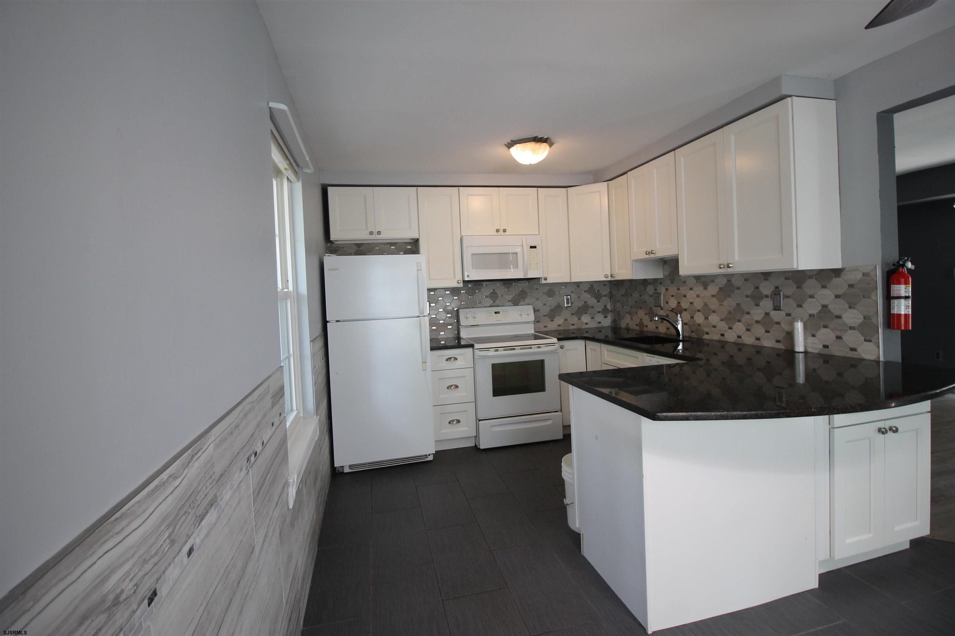 17 Waterview Drive, Unit 17 Galloway Township, NJ 08205 - Photo 5 of 35