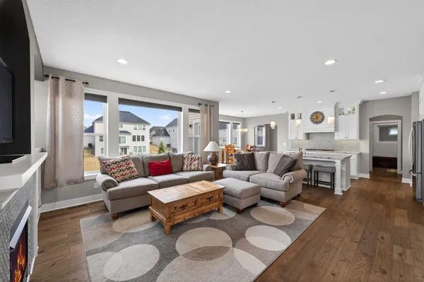 $850,000 | 10922 Brookside Trail North, Champlin, MN 55316