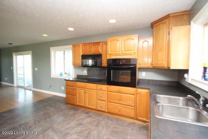 323 Providence Road Harrodsburg, KY 40330 - Photo 17 of 40 17