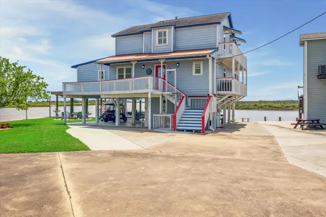 $2,950 | 395 Redfish Drive, Freeport, TX 77541