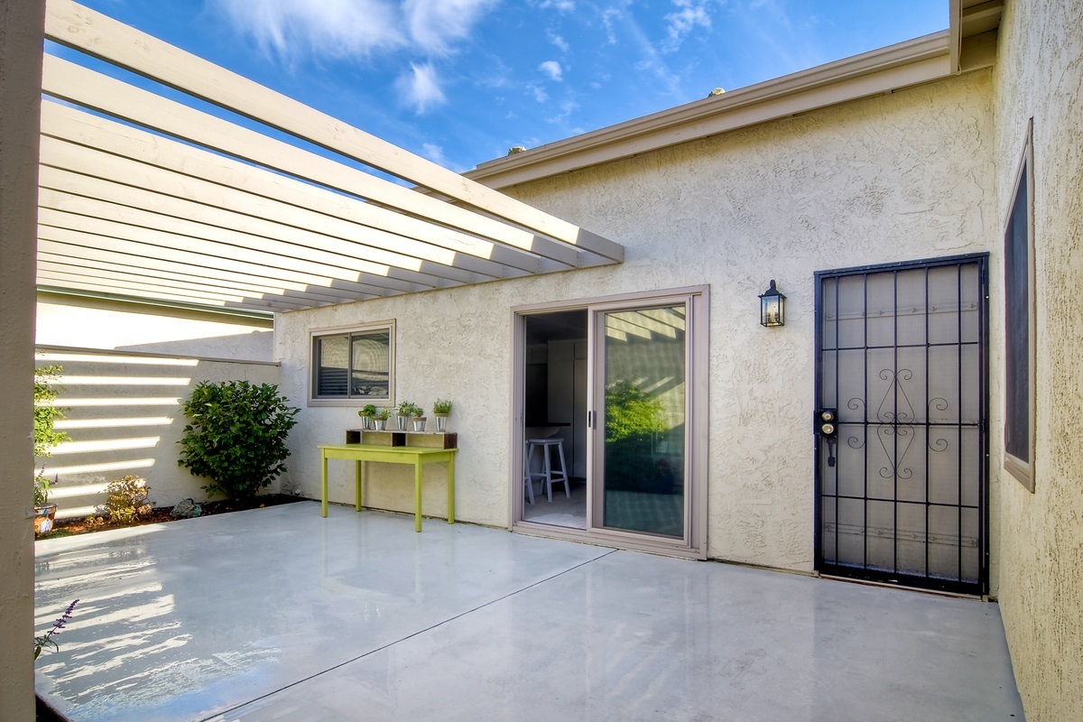 3805 Cinnamon Way Oceanside, CA 92057 - Photo 2 of 25 Private Patio