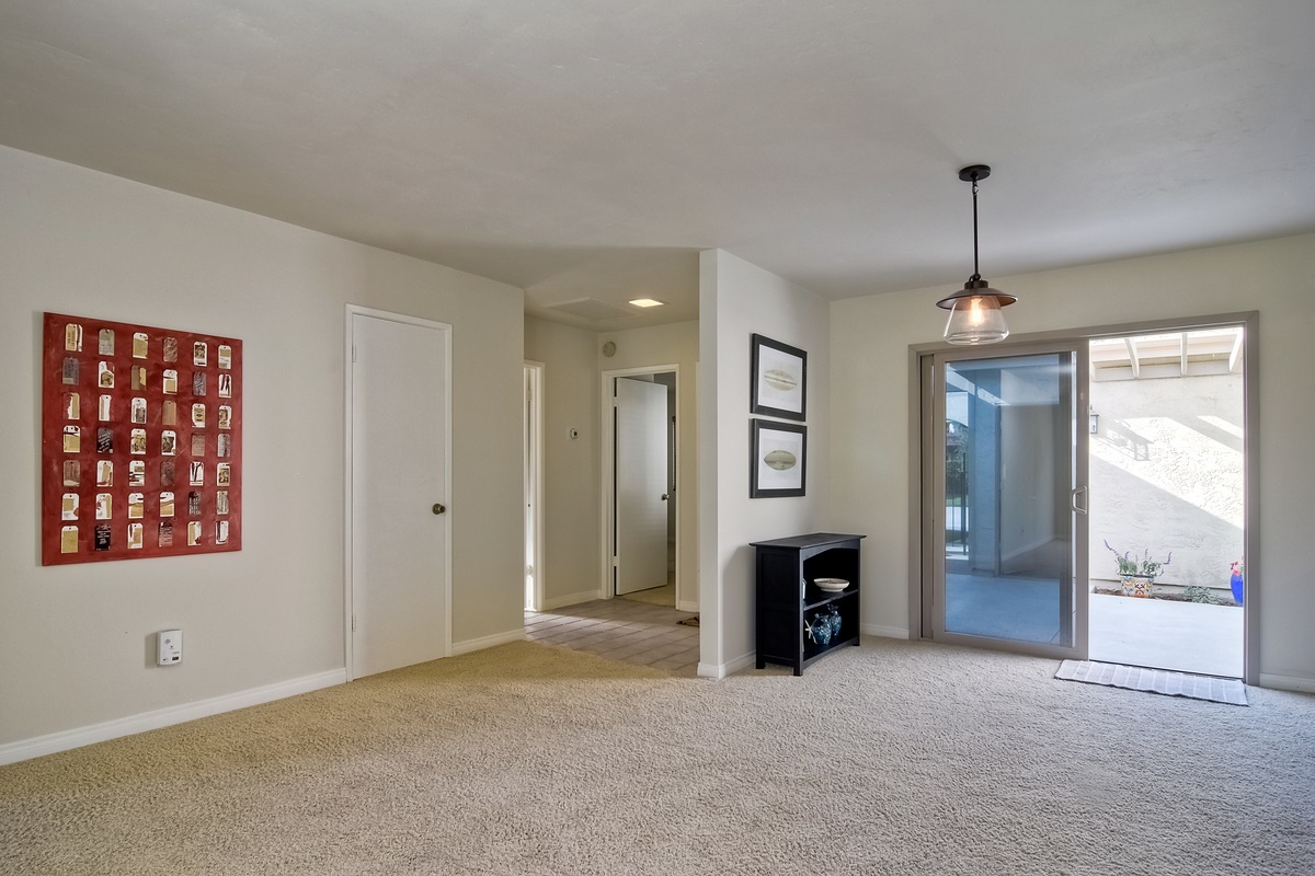 3805 Cinnamon Way Oceanside, CA 92057 - Photo 8 of 25