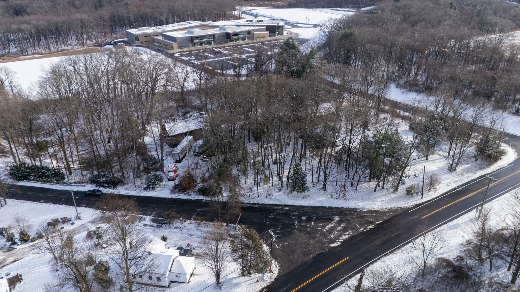 434 Tunxis Avenue Bloomfield, CT 06002 - Photo 7 of 12 a view of water fountain