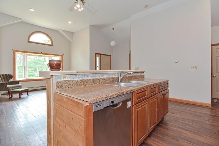 5 Salmon Brook Road Brookfield, MA 01506 - Photo 4 of 10