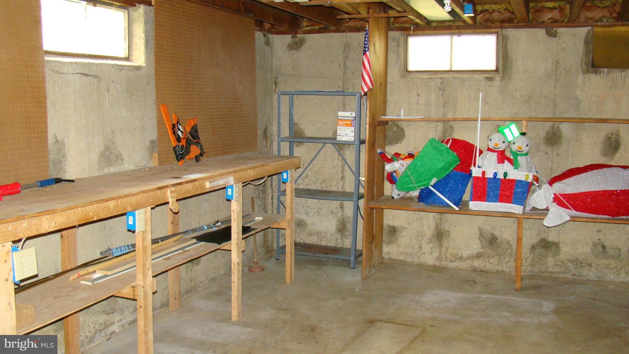 321 Brock Bridge Road Laurel, MD 20724 - Photo 18 of 20 a view of entryway