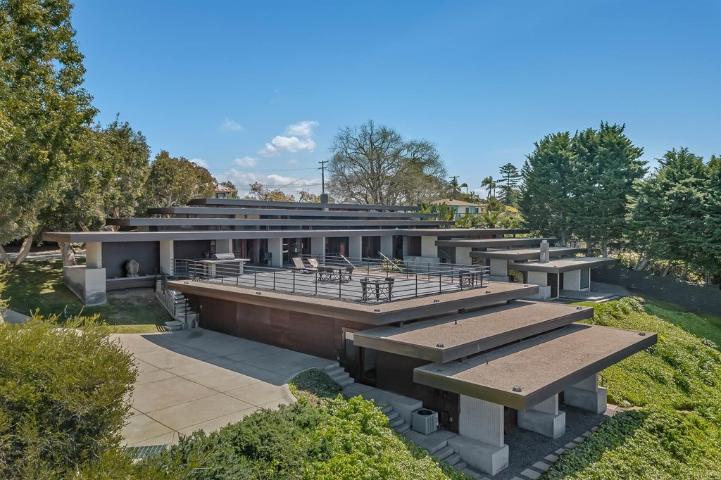 2054 Sheridan Road Encinitas, CA 92024 - Photo 49 of 58