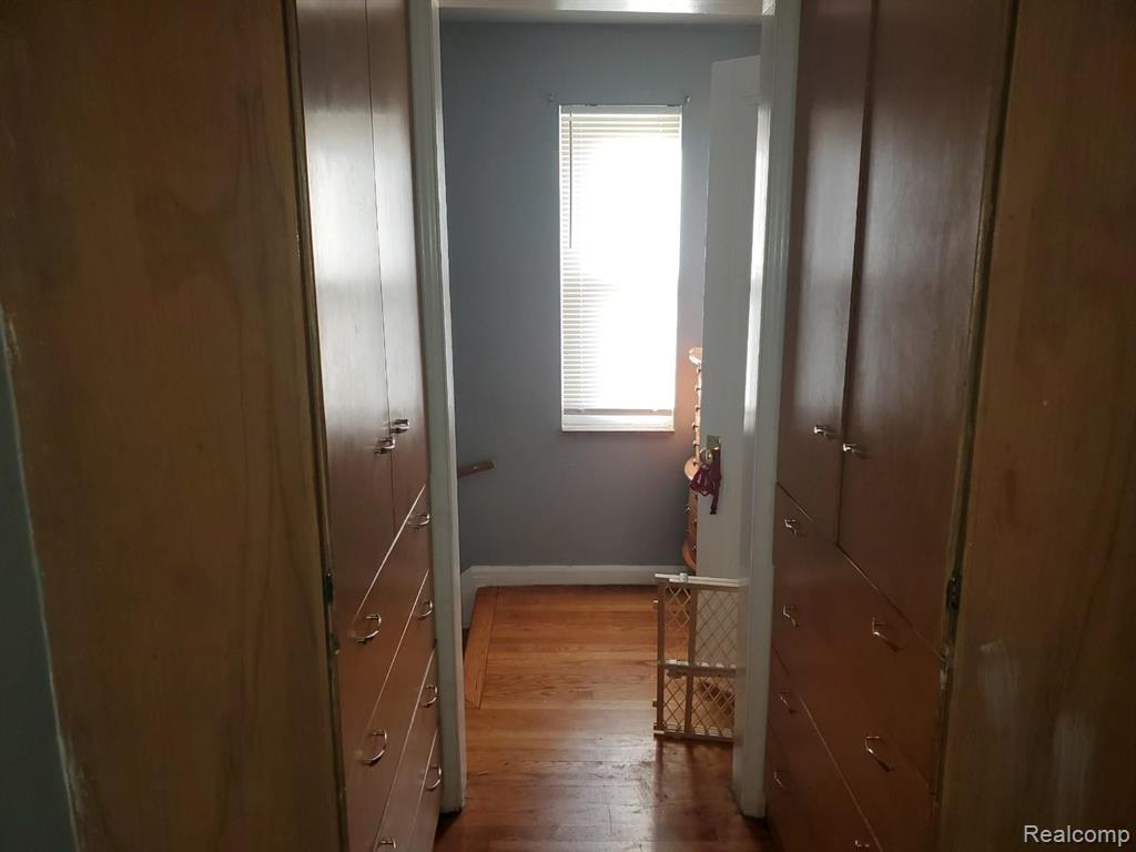 10664 Nottingham Road Detroit, MI 48224 - Photo 24 of 35