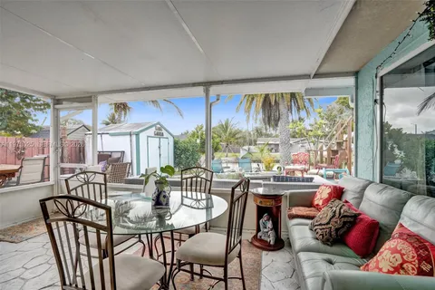 $599,000 | 609 Southwest 2nd Avenue, Hallandale Beach, FL 33009