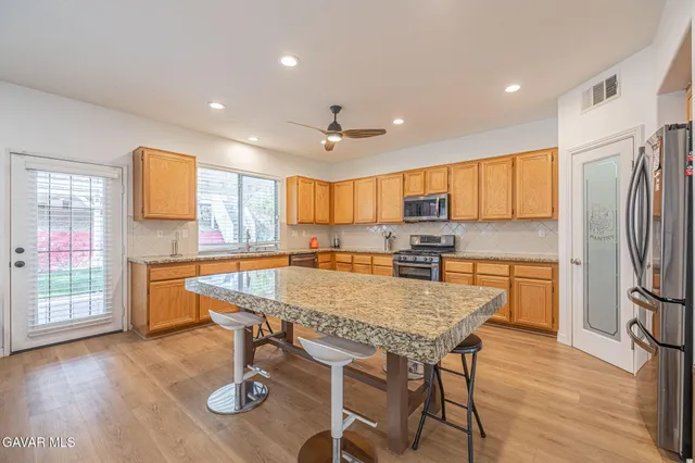 $624,900 | 38343 Bonino Drive, Palmdale, CA 93551