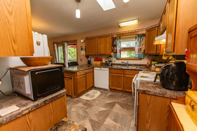 $295,000 | 100 Jentz Drive, Potosi, WI 53820