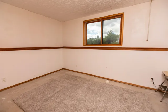 $295,000 | 100 Jentz Drive, Potosi, WI 53820