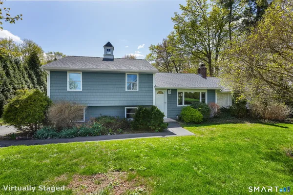 $485,000 | 776 North Farms Road, Wallingford, CT 06492