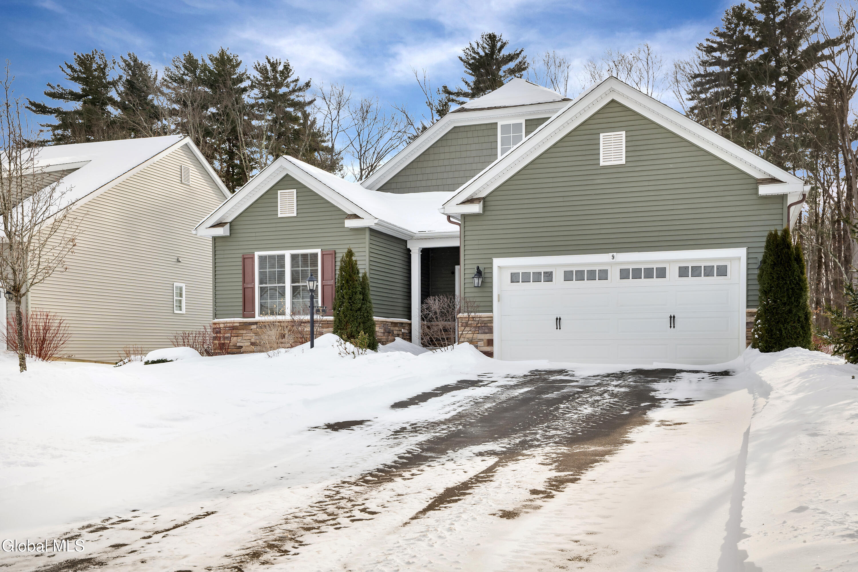 9 Linden Park Drive Halfmoon, NY 12065 - Photo 4 of 46 03 Front