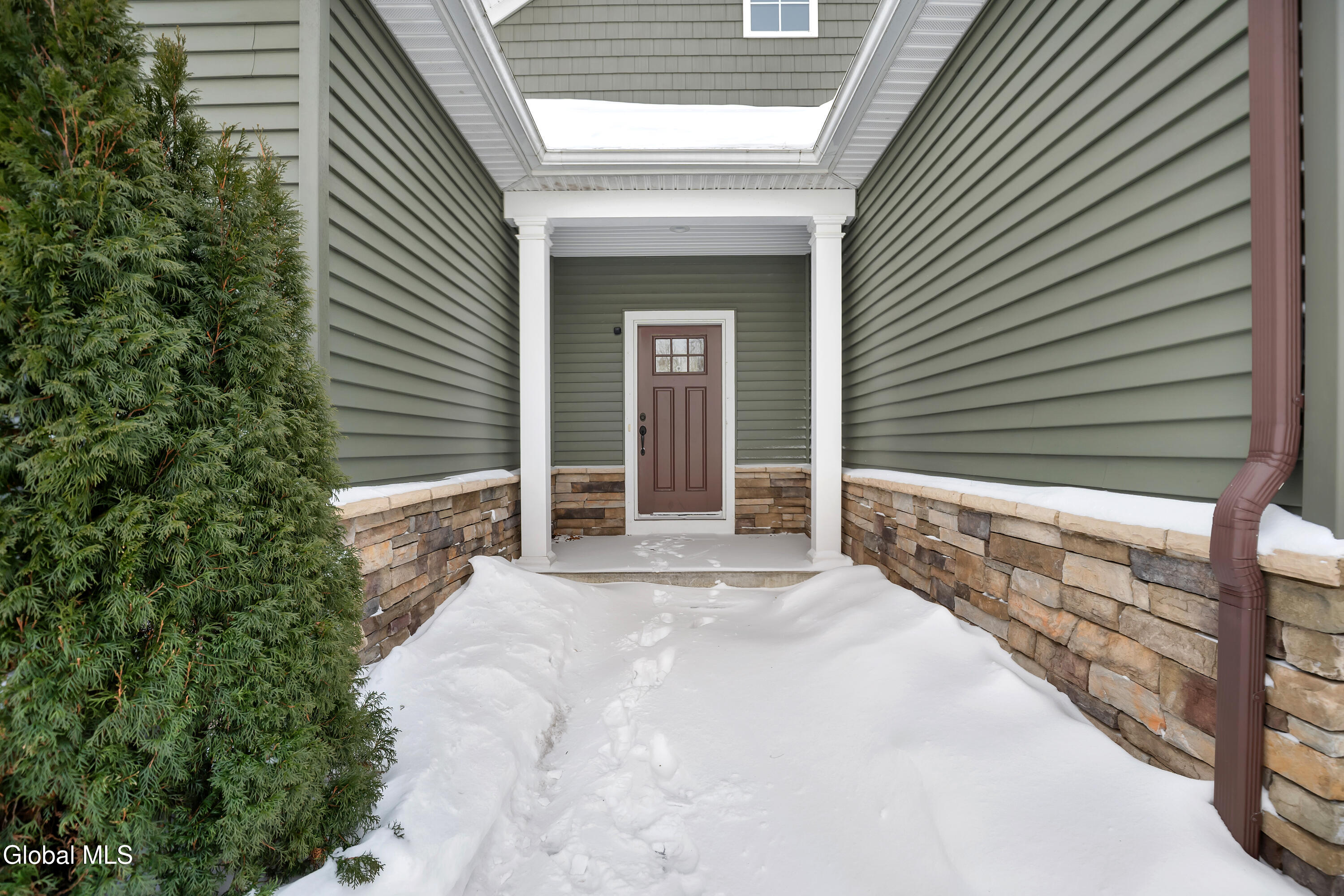 9 Linden Park Drive Halfmoon, NY 12065 - Photo 6 of 46 6_9 linden park dr clifton park