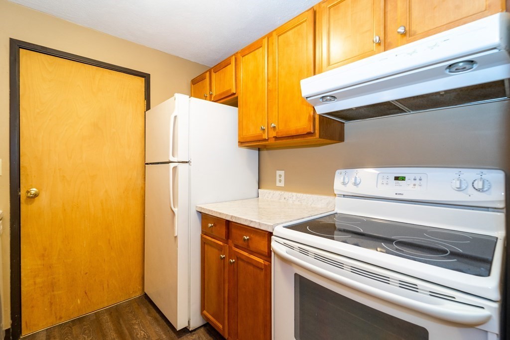 47 Juniper Road, Unit B1 North Attleboro, MA 02760 - Photo 3 of 26