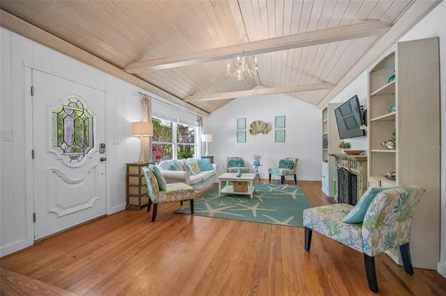 $1,895,000 | 410 Garfield Drive, Sarasota, FL 34236