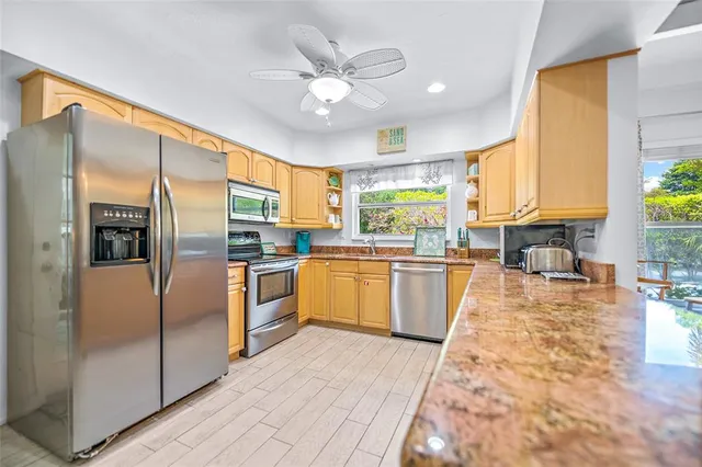 $1,895,000 | 410 Garfield Drive, Sarasota, FL 34236