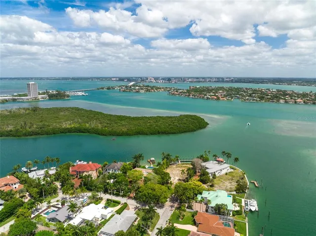 $1,895,000 | 410 Garfield Drive, Sarasota, FL 34236
