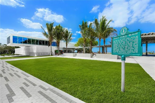 $1,895,000 | 410 Garfield Drive, Sarasota, FL 34236