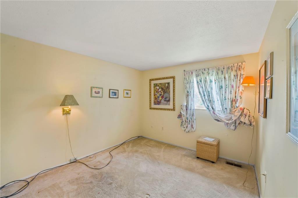 2001 Clearfork Road Bridgeville, PA 15017 - Photo 17 of 25 Gallery Image 17