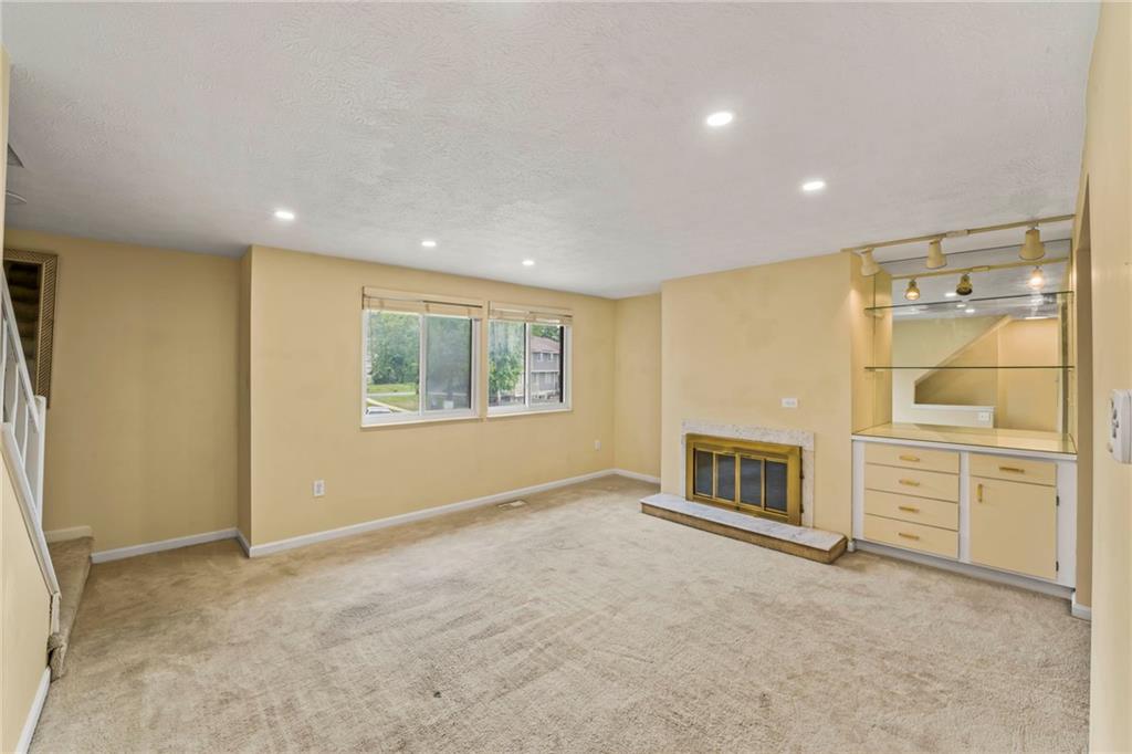 2001 Clearfork Road Bridgeville, PA 15017 - Photo 6 of 25 Gallery Image 6