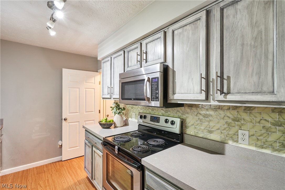 2808 Lynne Road Akron, OH 44312 - Photo 9 of 29 Gallery Image 9
