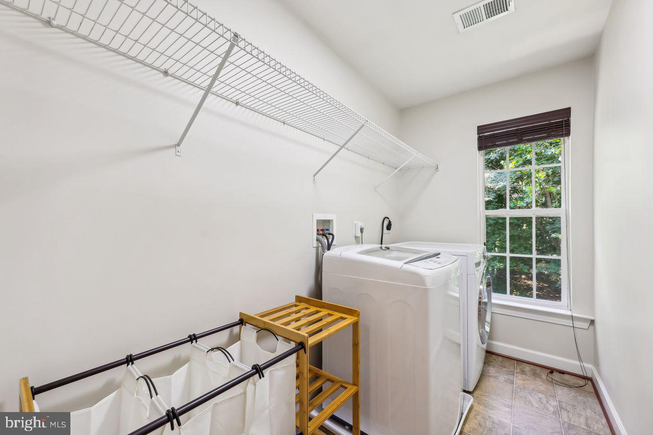 9920 Chessington Way Bowie, MD 20721 - Photo 50 of 63 Upper-Level Laundry