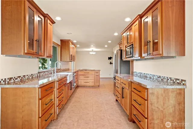 $725,000 | 132 North 132nd Street, Unit 402, Seattle, WA 98133