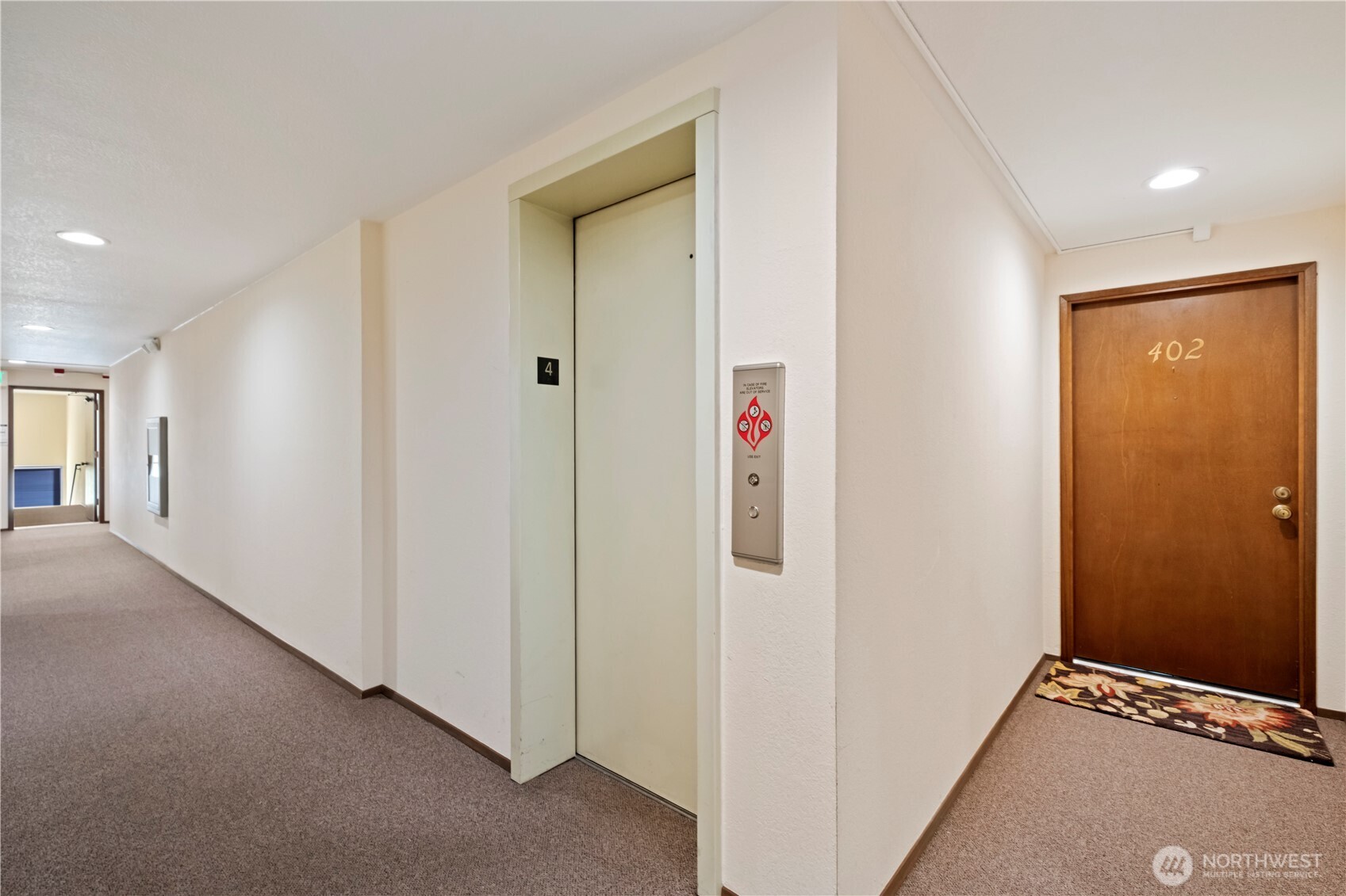 132 North 132nd Street, Unit 402 Seattle, WA 98133 - Photo 39 of 39