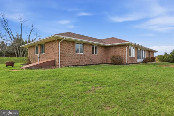 $399,900 | 58 Weber Lane, Berkeley Springs, WV 25411