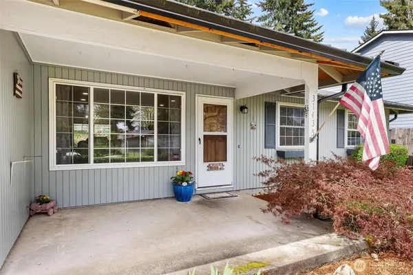 $550,000 | 31435 10th Avenue South, Federal Way, WA 98003