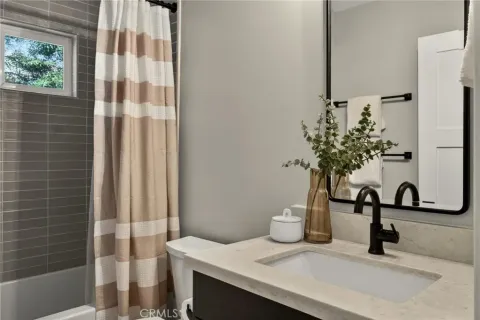 $2,490,000 | 4248 McLaughlin Avenue, Los Angeles, CA 90066
