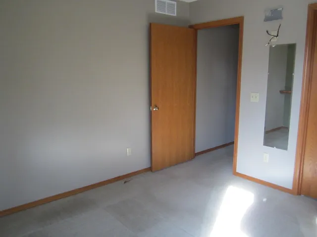 $175,000 | 226 East Hickory Street, Hesston, KS 67062