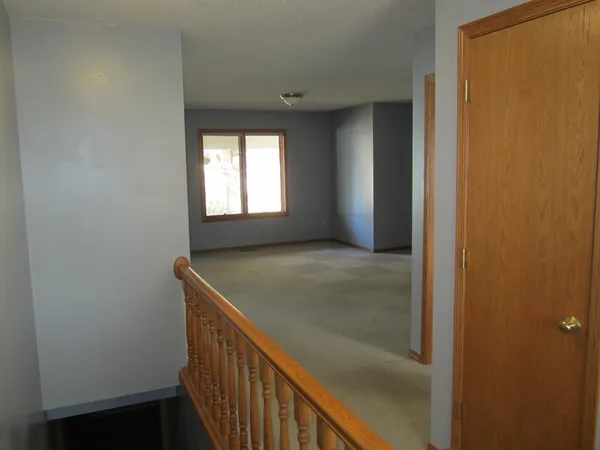 $175,000 | 226 East Hickory Street, Hesston, KS 67062