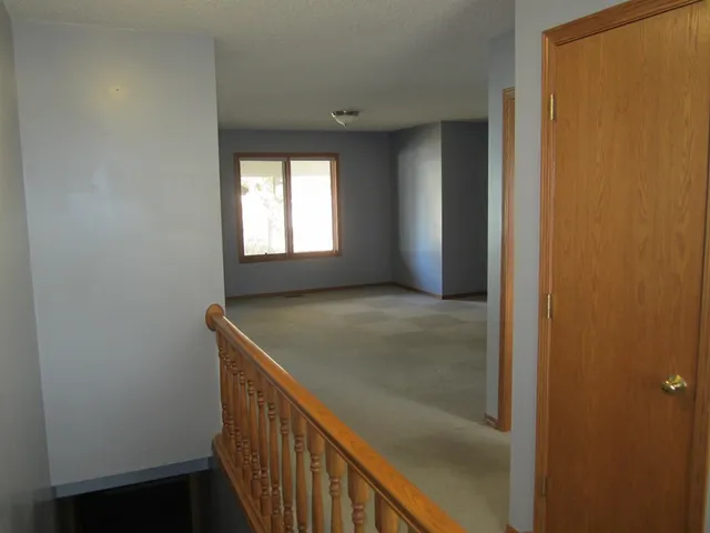 $175,000 | 226 East Hickory Street, Hesston, KS 67062