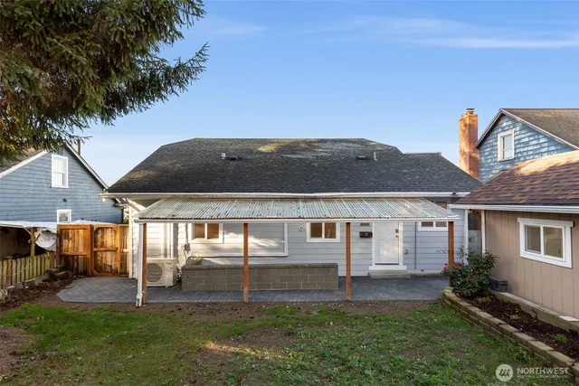 $1,050,000 | 2346 29th Avenue South, Seattle, WA 98144