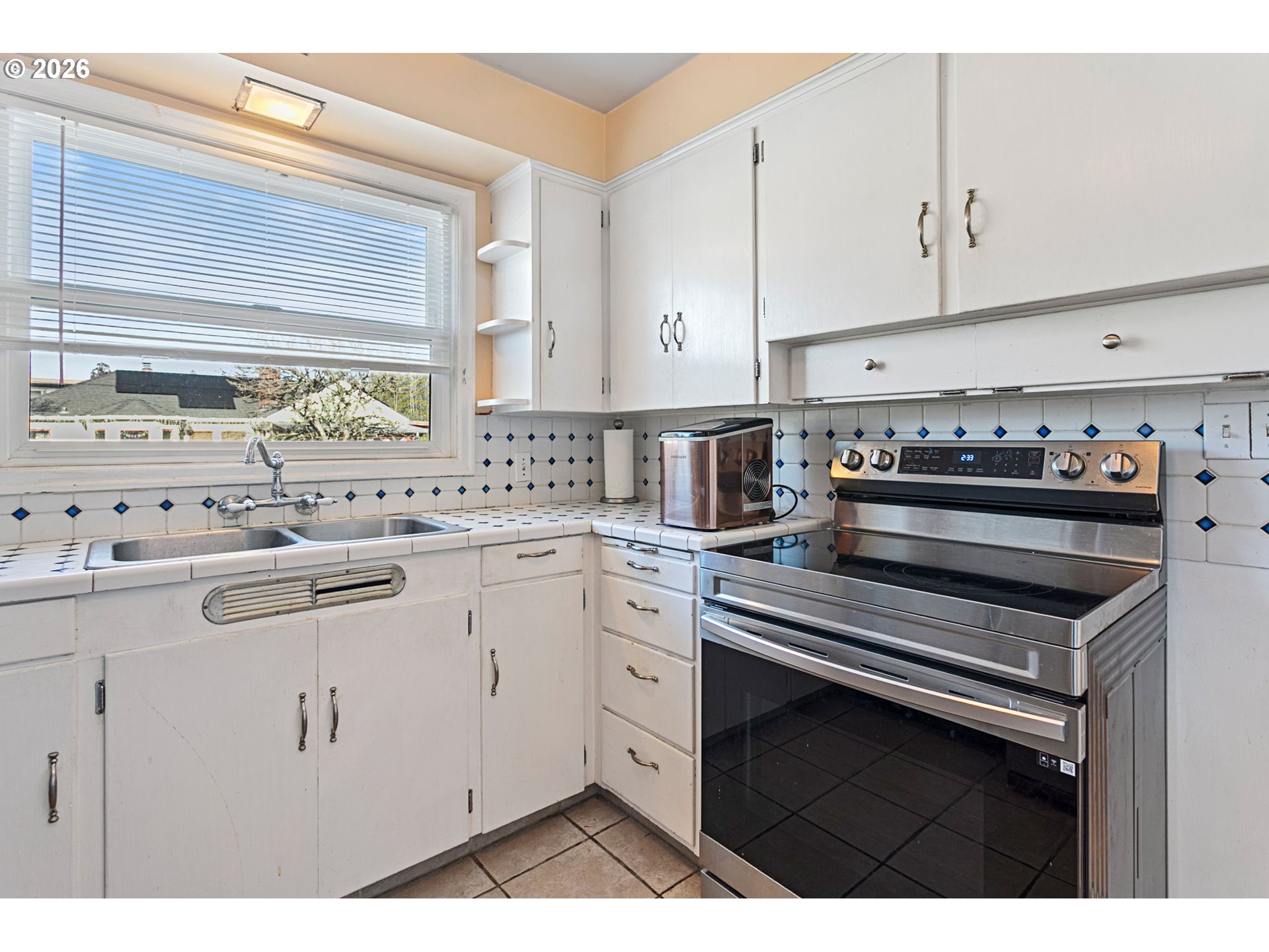 10 North Buffalo Street Portland, OR 97217 - Photo 14 of 46