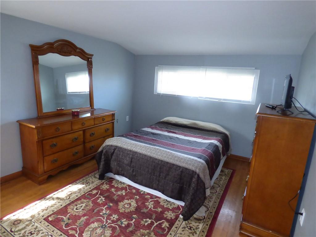 317 Clever Avenue McKees Rocks, PA 15136 - Photo 16 of 25 Gallery Image 16