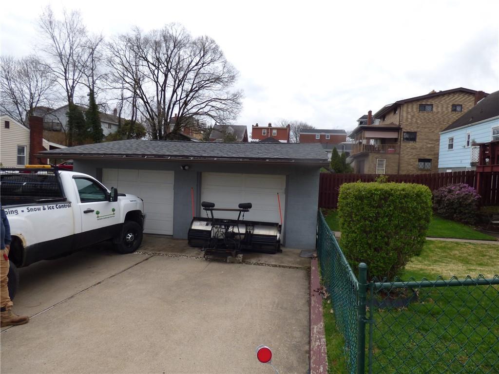 317 Clever Avenue McKees Rocks, PA 15136 - Photo 3 of 25 Gallery Image 3