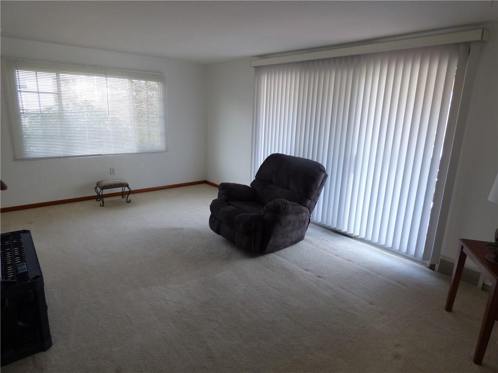 317 Clever Avenue McKees Rocks, PA 15136 - Photo 10 of 25 Gallery Image 10